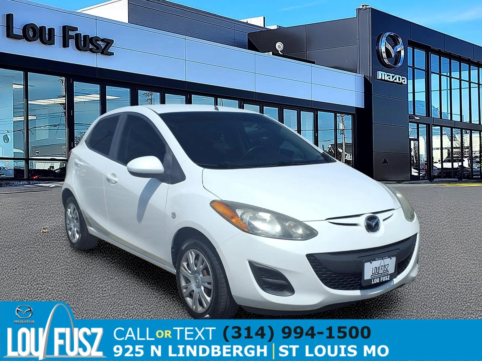 2011 Mazda Mazda2 Sport 5-Door Auto's photo