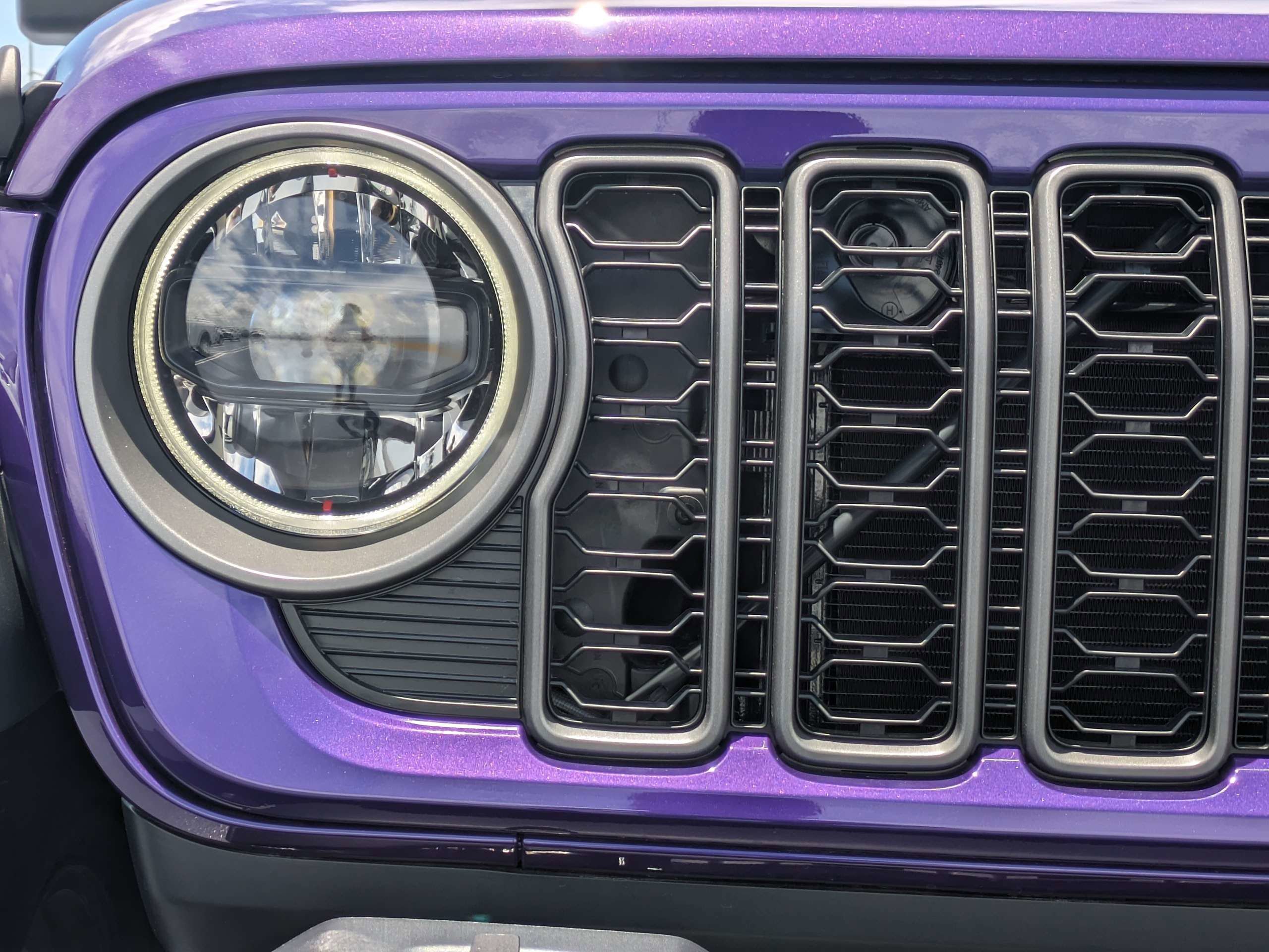 New 2026 Reign Exterior Paint Jeep Sahara image 9