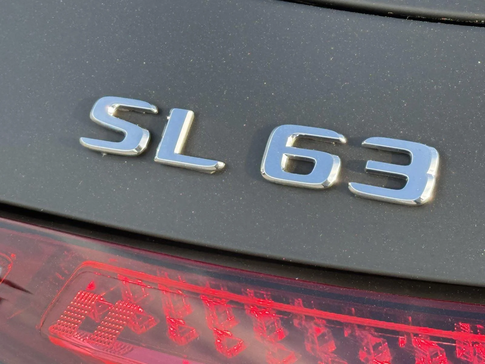 Used 2022  Mercedes-Benz AMG® SL 63 image 27