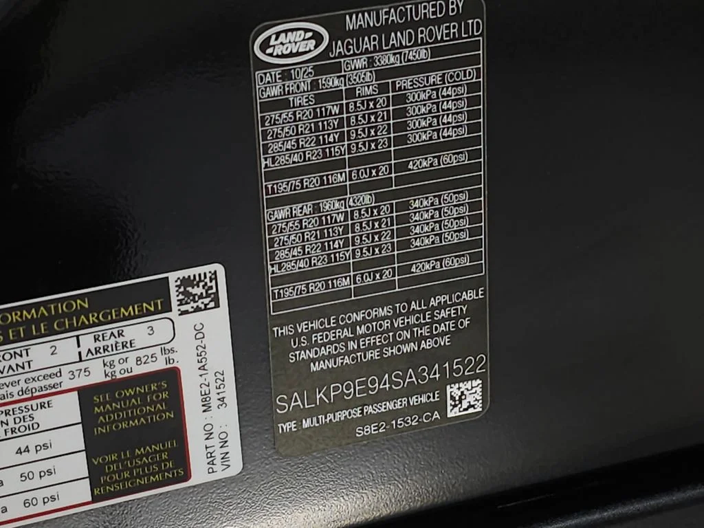 Certified Used 2025 Black Land Rover SE image 38