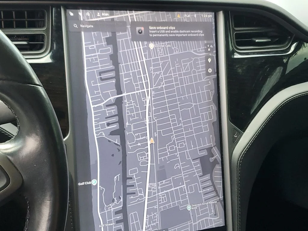 Used 2018 Gray Tesla  image 29