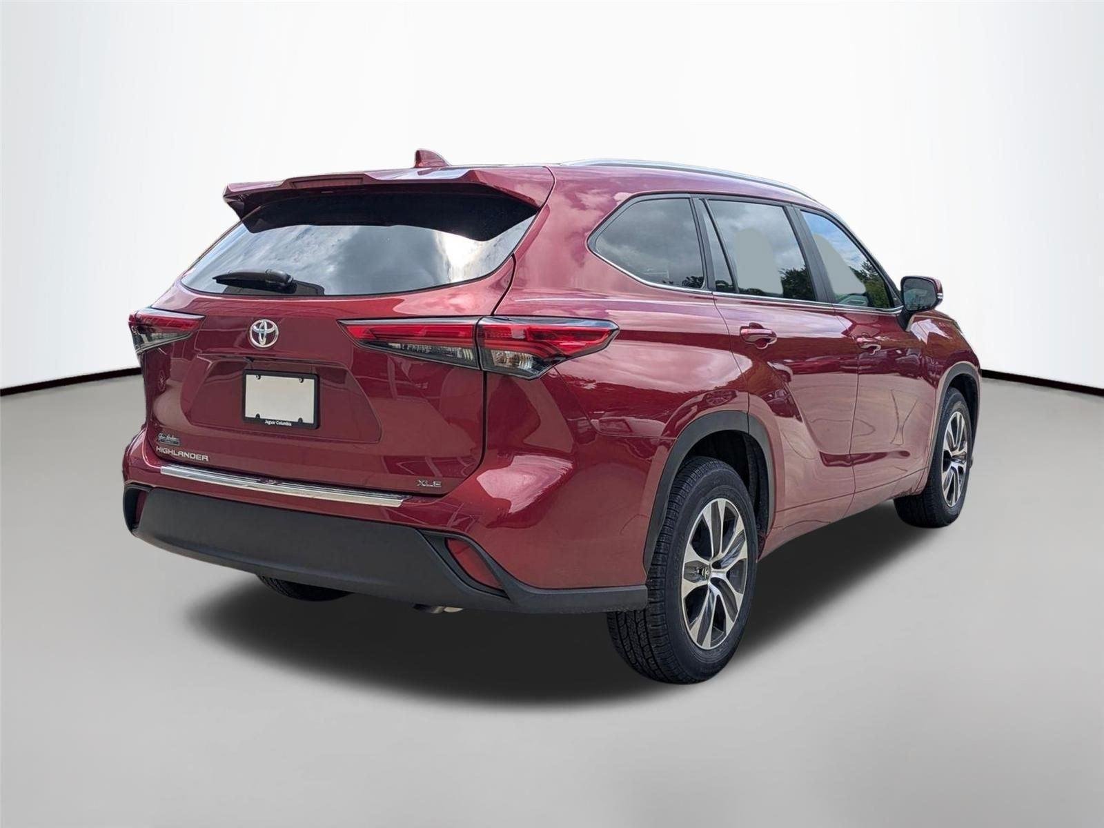 Used 2023 Ruby Flare Pearl Toyota XLE image 15