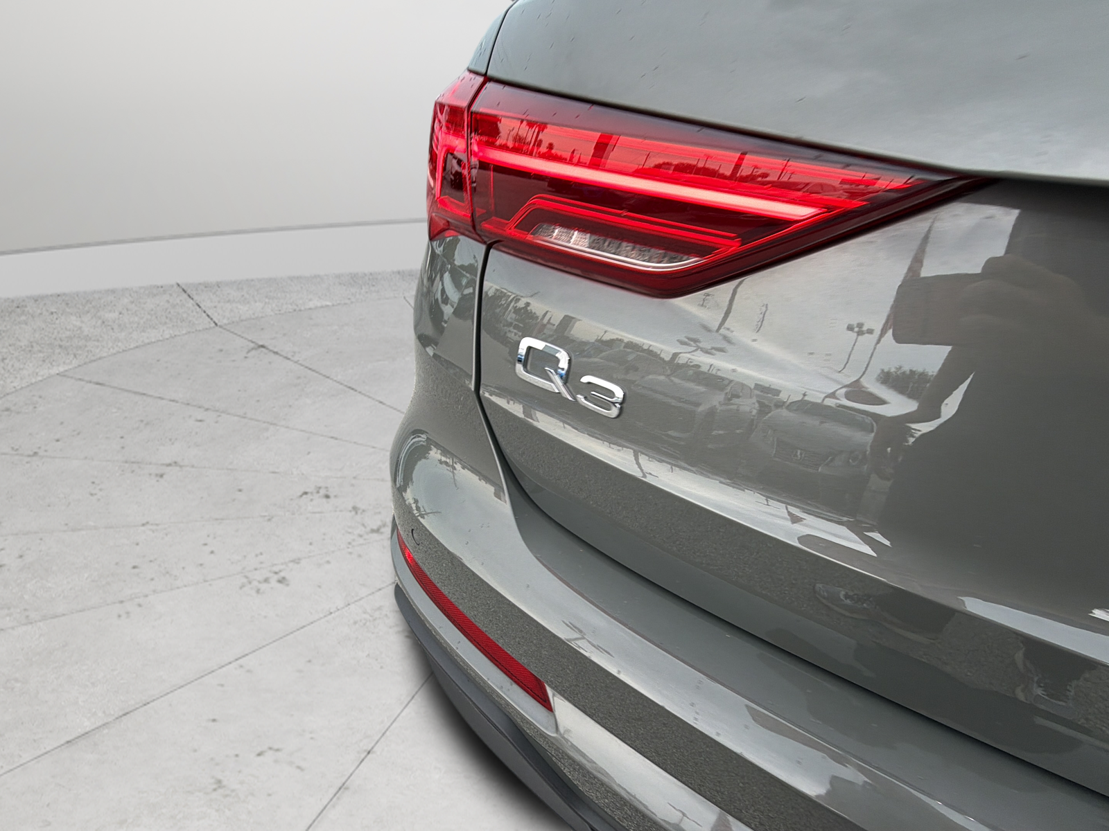 Used 2024  Audi Premium image 45