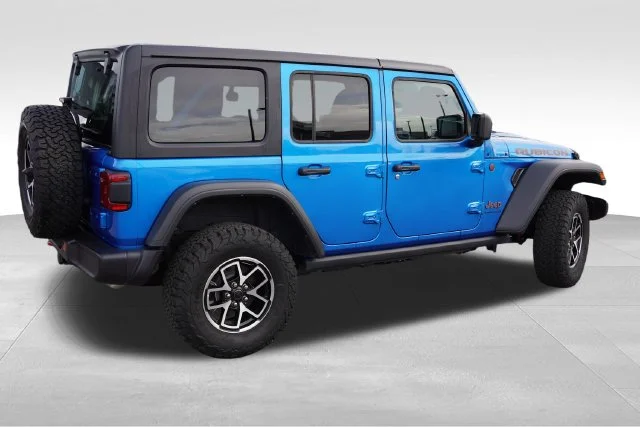 Certified Used 2025 Blue Jeep Rubicon image 4
