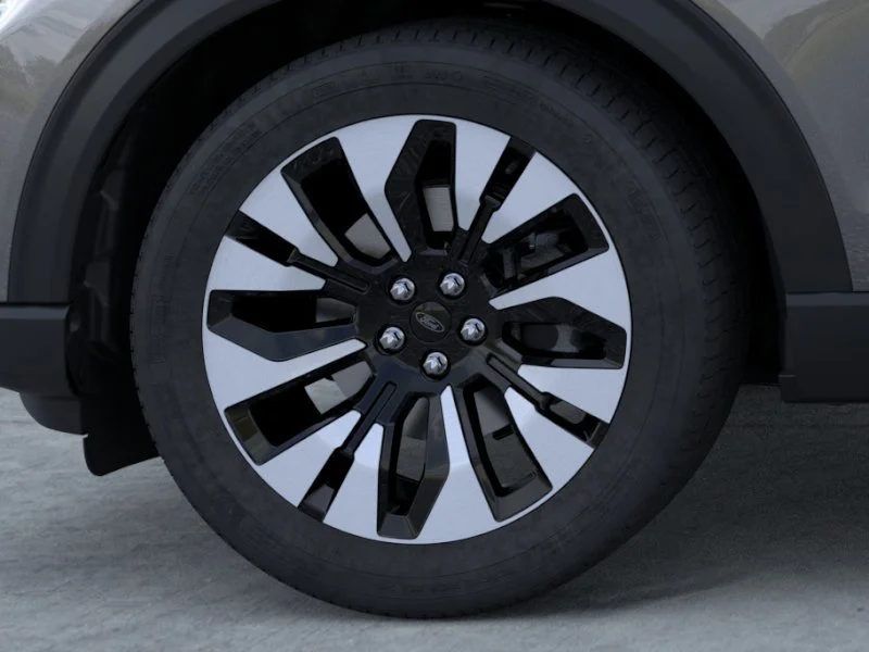 New 2026 Carbonized Gray Metallic Ford Platinum™ image 19