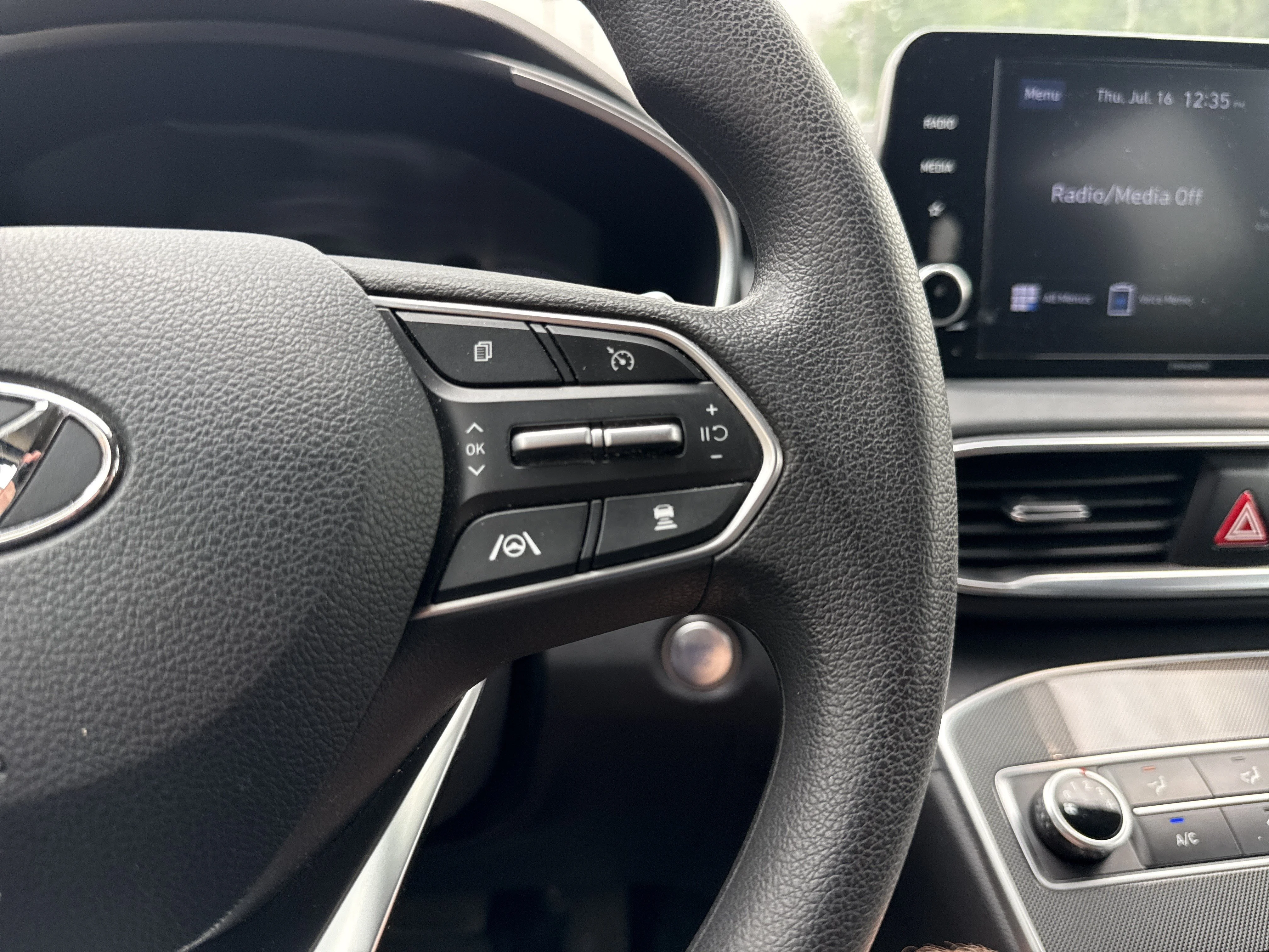 Used 2022 Shimmering Silver Hyundai SEL image 13