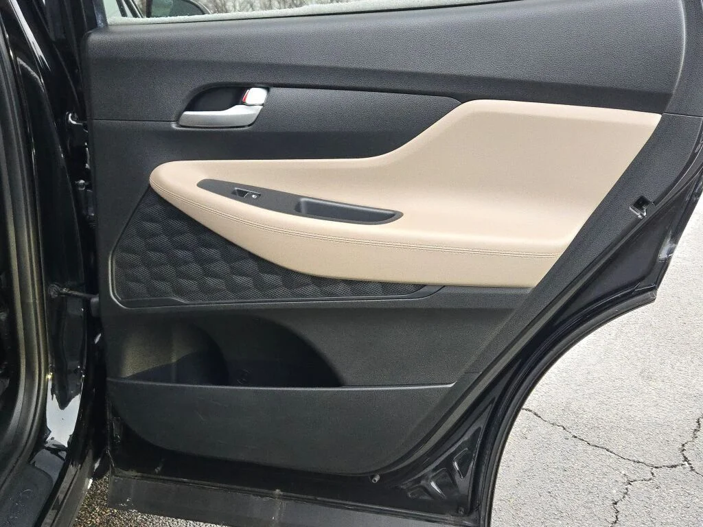 2023 Hyundai Santa Fe SE - Photo 11