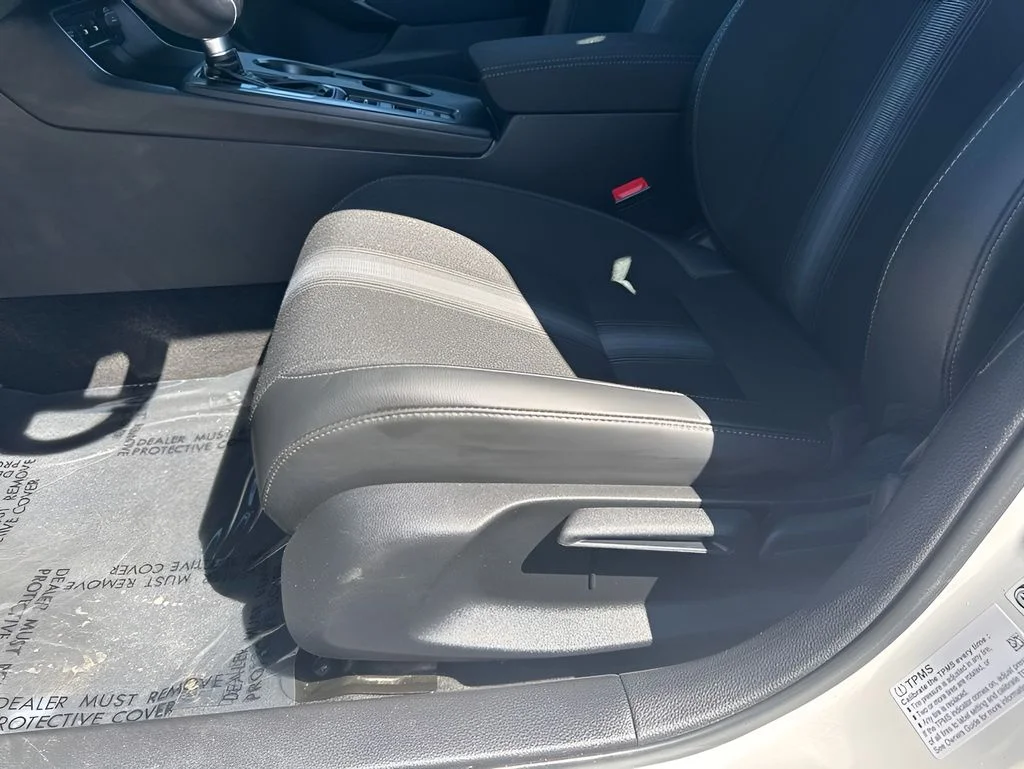 Used 2025 White Honda Sport image 9