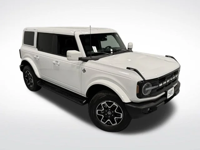 Used 2025 White Ford Outer Banks image 31