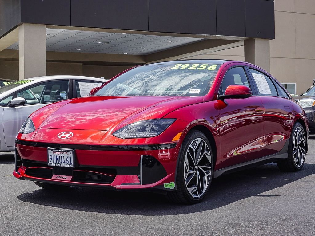 Used 2023 Red Hyundai Limited image 3