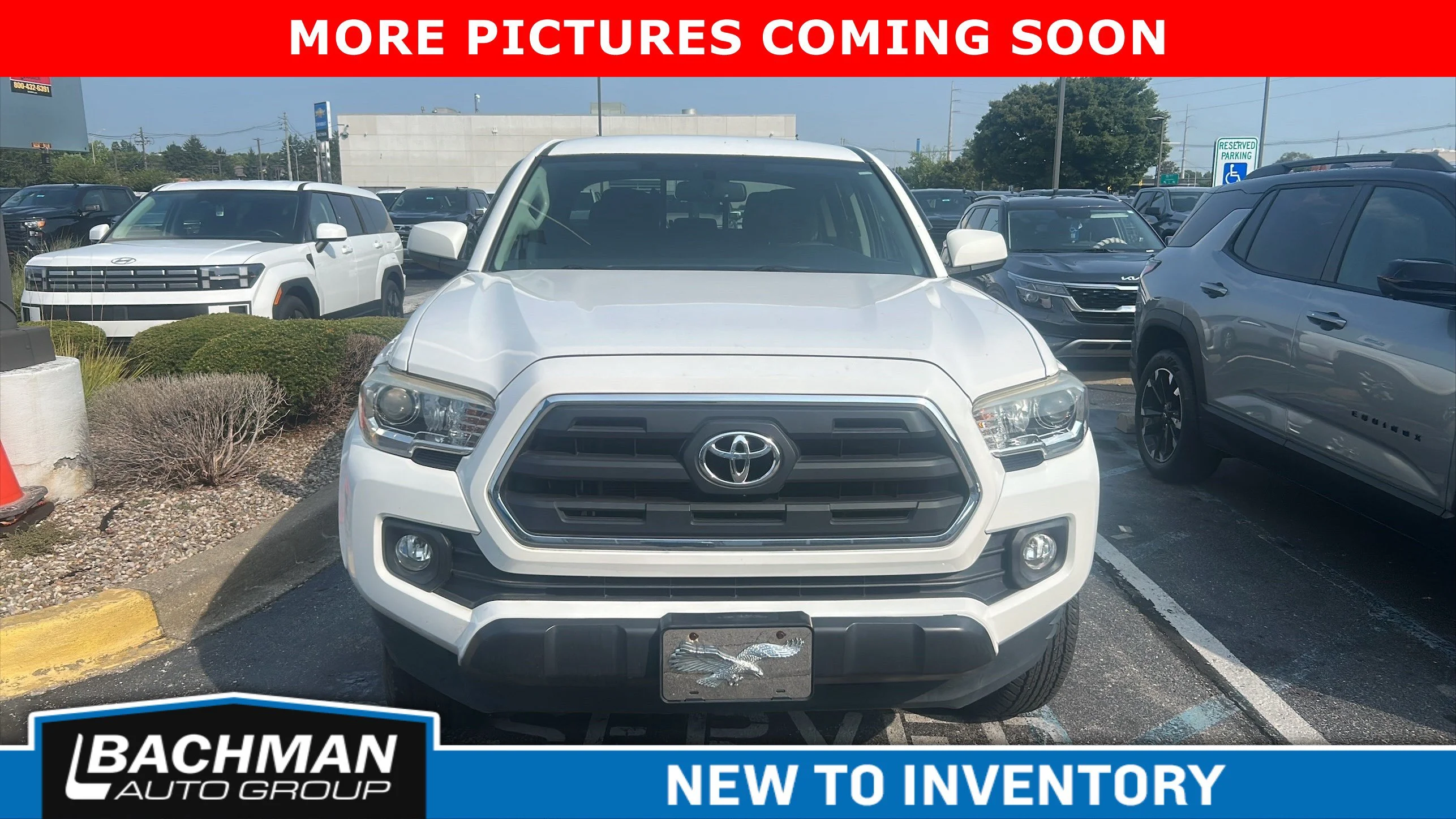 Used 2016  Toyota  image 3