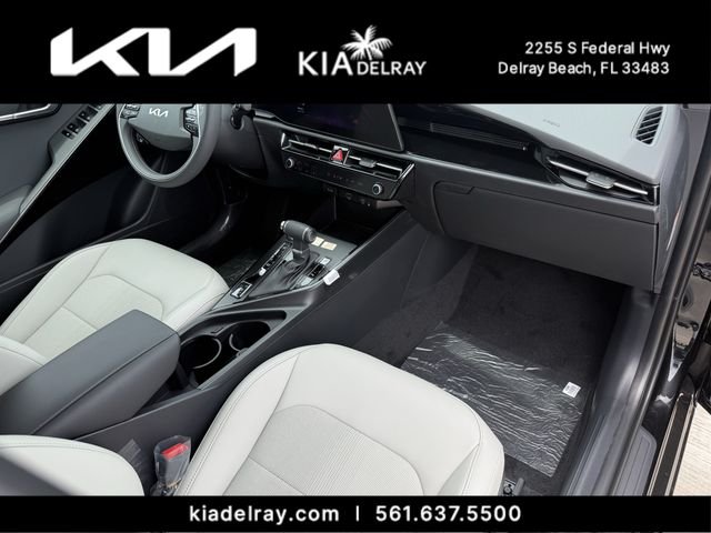 New 2026 Aurora Black Pearl Kia EX image 10
