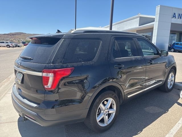 2019 Ford Explorer XLT - Photo 16