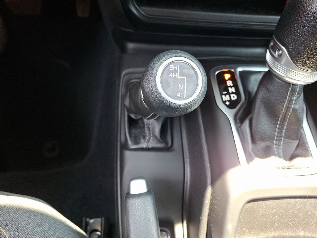 Used 2024 White Jeep Sport S image 24