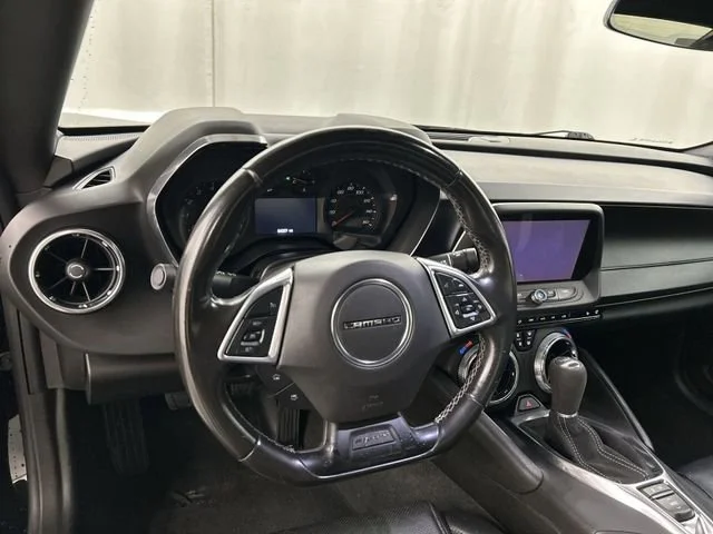 2017 Chevrolet Camaro 2LT - Photo 8