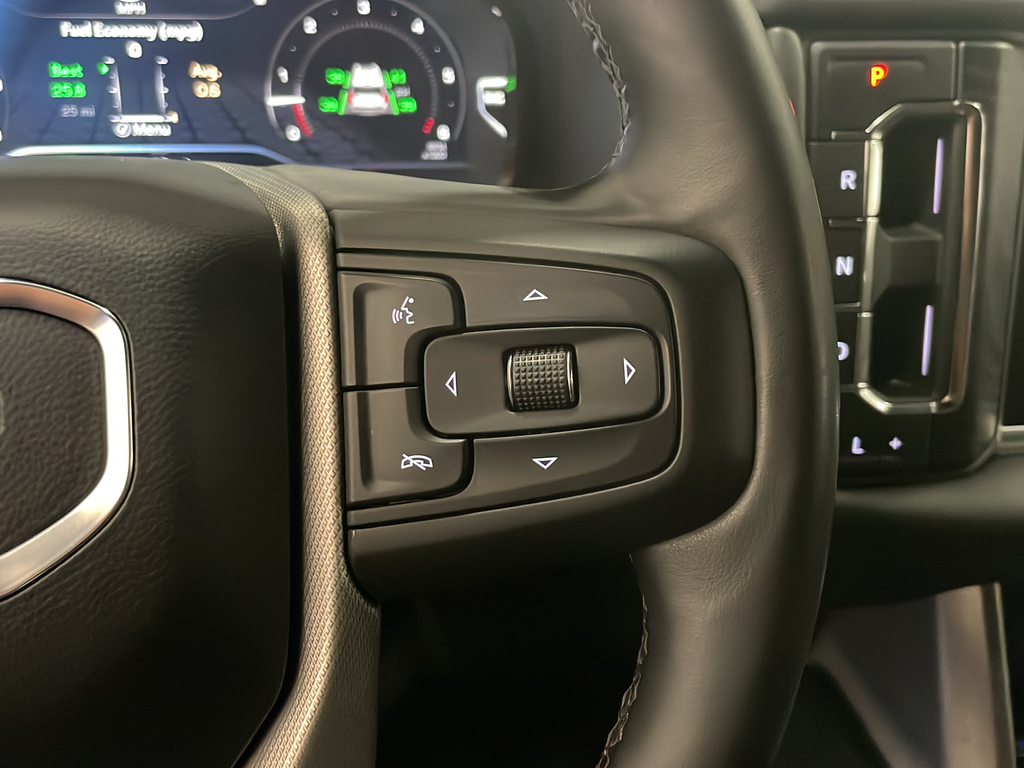 Used 2023 Silver GMC Denali image 17