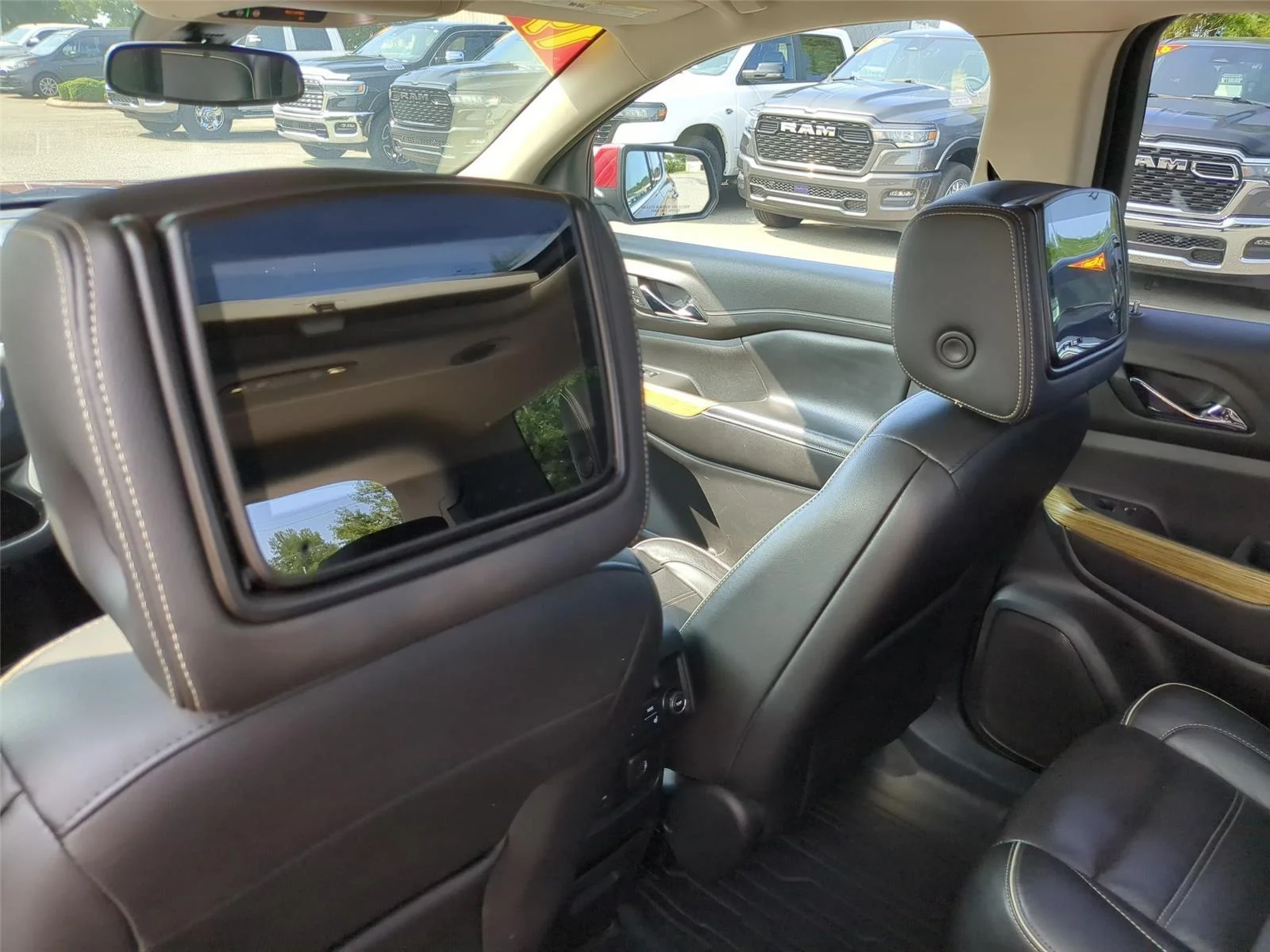Used 2019 Red Quartz Tintcoat GMC Denali image 34