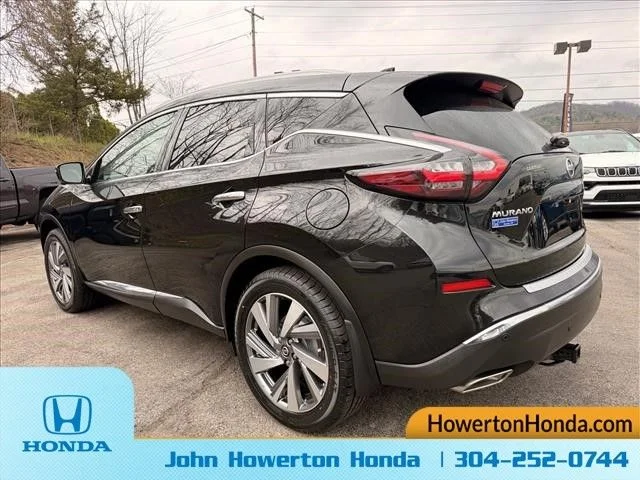 Used 2021 Black Nissan SL image 7