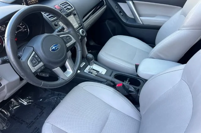 Used 2017 Gray Subaru 2.5i Limited image 10