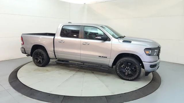 Used 2022 Silver Ram Big Horn/Lone Star image 13