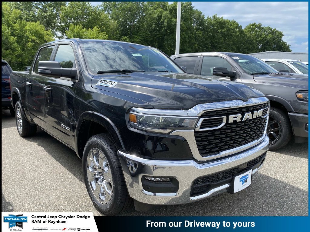 New 2025 Diamond Black Crystal Pearl-Coat Exterior Paint RAM Big Horn/Lone Star image 1