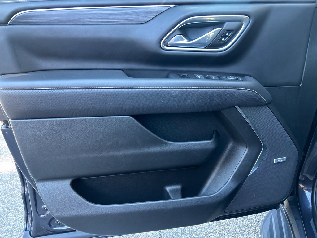 Used 2023 Silver GMC SLT image 12