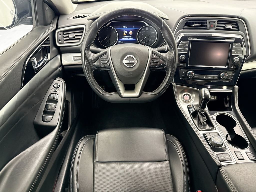 Used 2023 Gun Metallic Nissan SV image 10