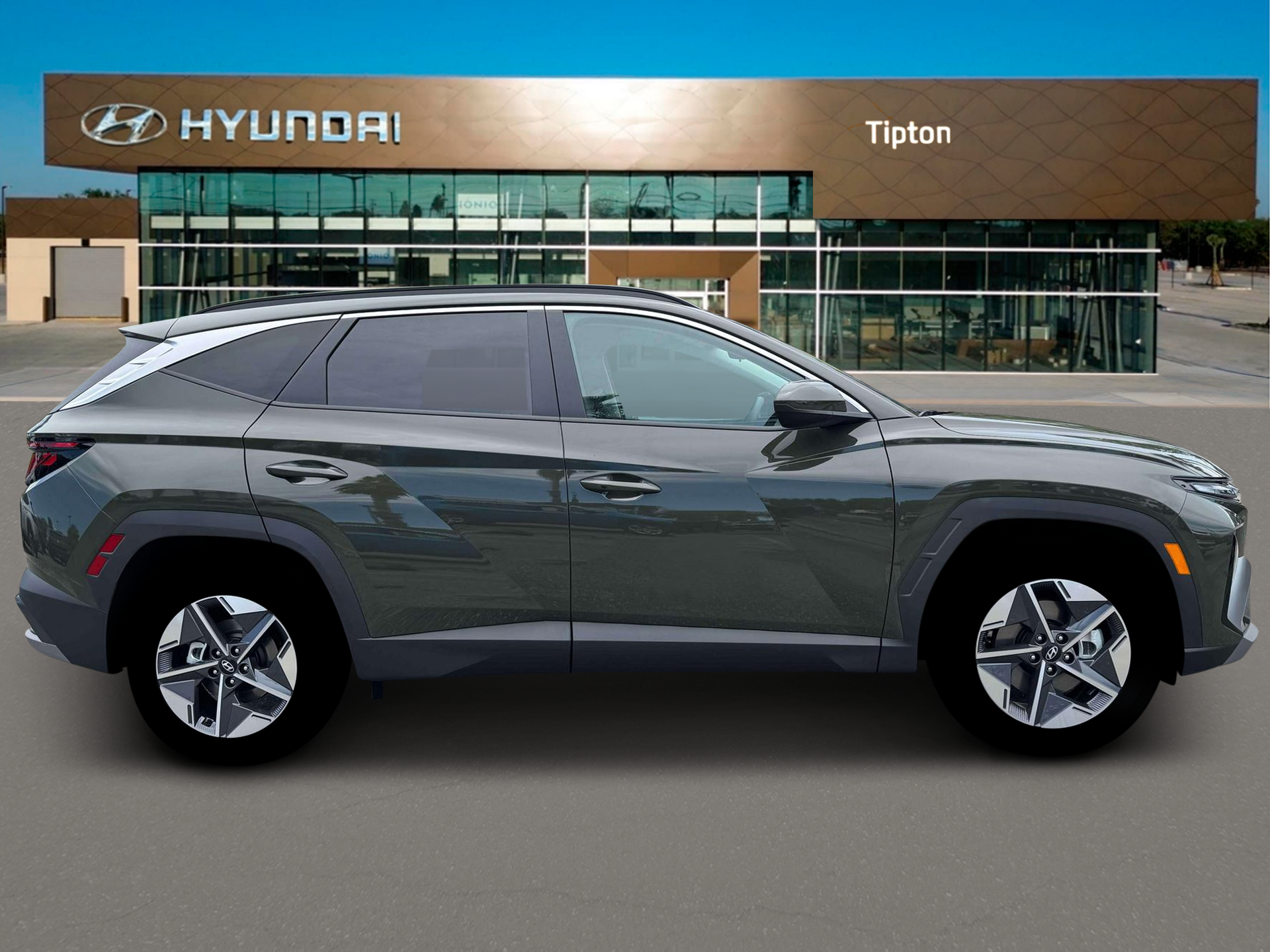 New 2026 Green Hyundai SEL FWD image 9