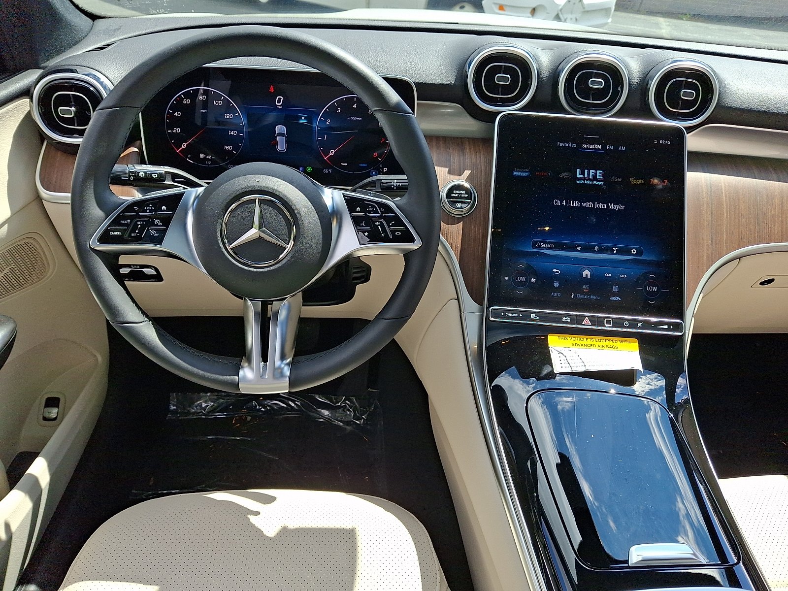 2025 Mercedes-Benz GLC Base - Photo 11