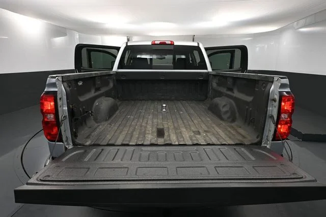 Used 2019 Silver Chevrolet LT image 37