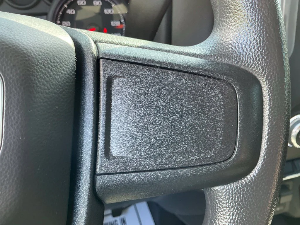 Used 2025 White GMC Pro image 27