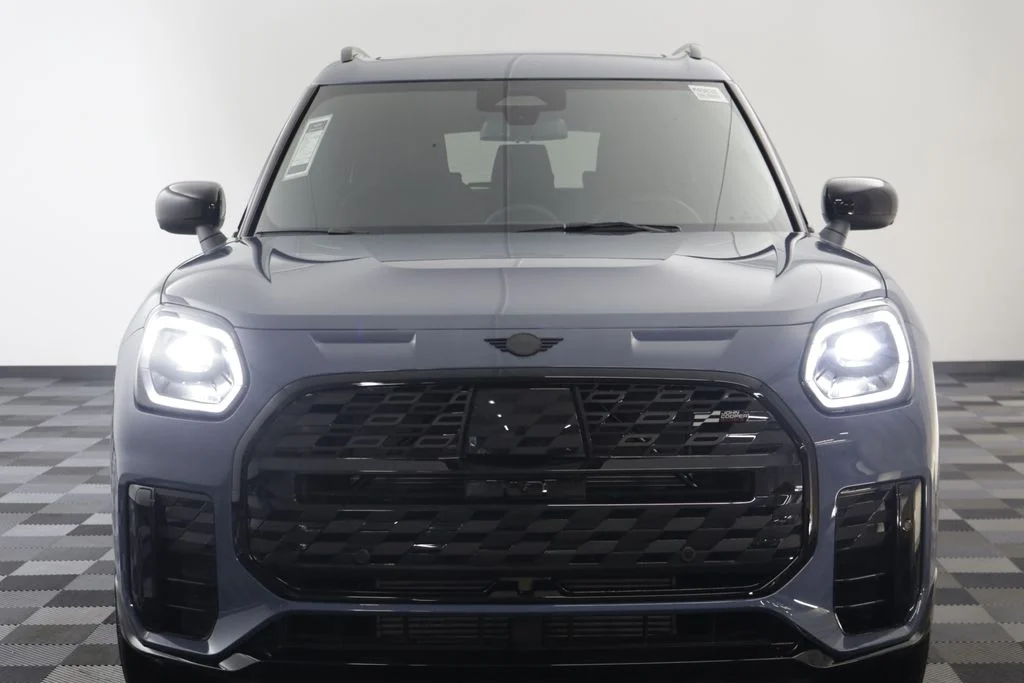 New 2027 Slate Blue Metallic MINI  image 22