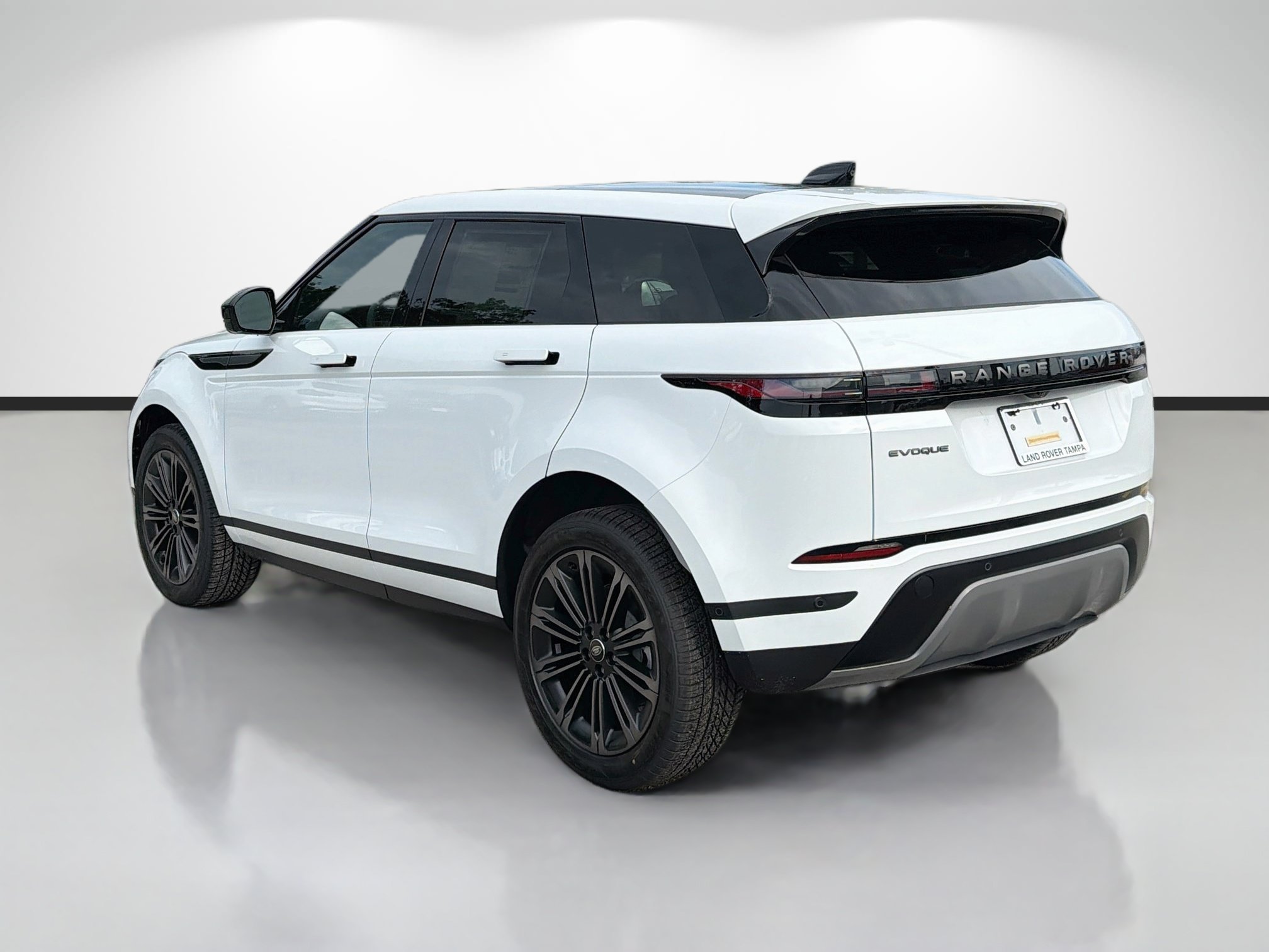 New 2026 Fuji White Land Rover Core S image 3