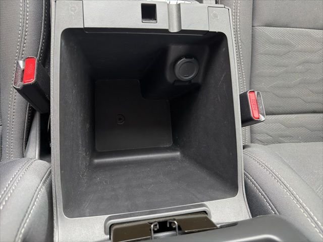 Used 2022 Red Nissan SV image 38