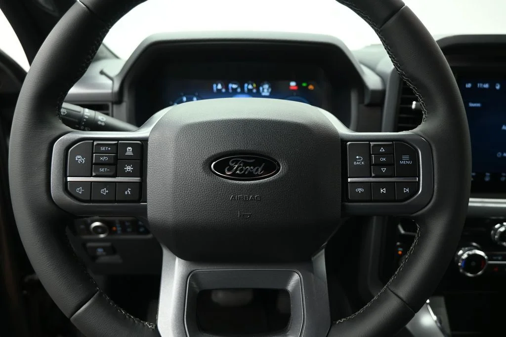 New 2026 Carbonized Gray Metallic Ford XLT image 12