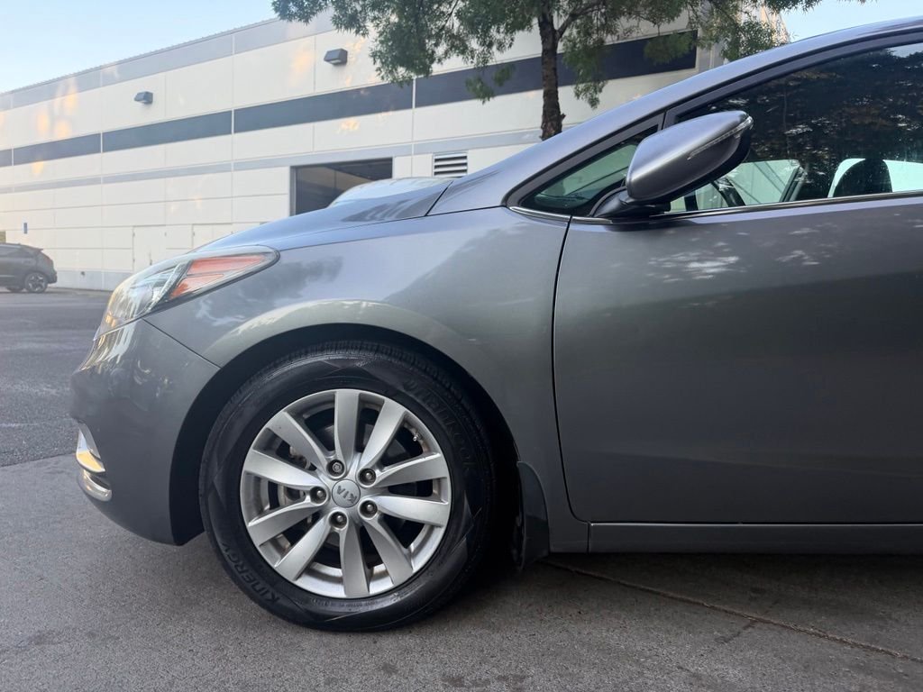 Used 2015 Graphite Steel Kia EX image 6