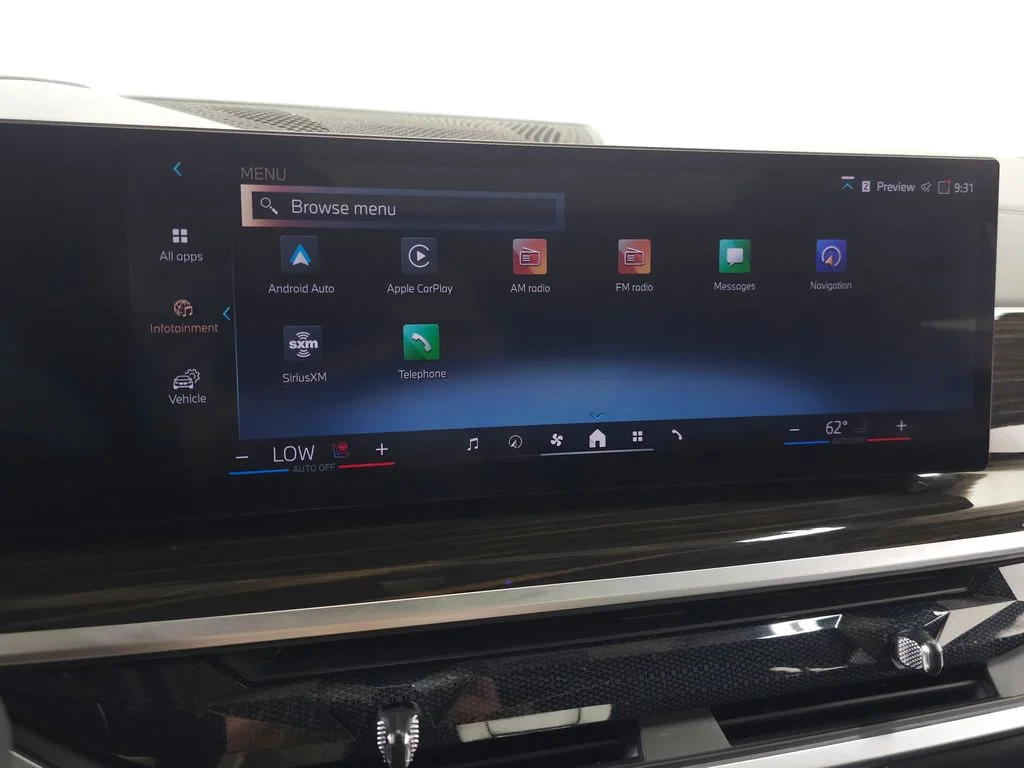 Used 2025 Gray BMW xDrive40i image 33