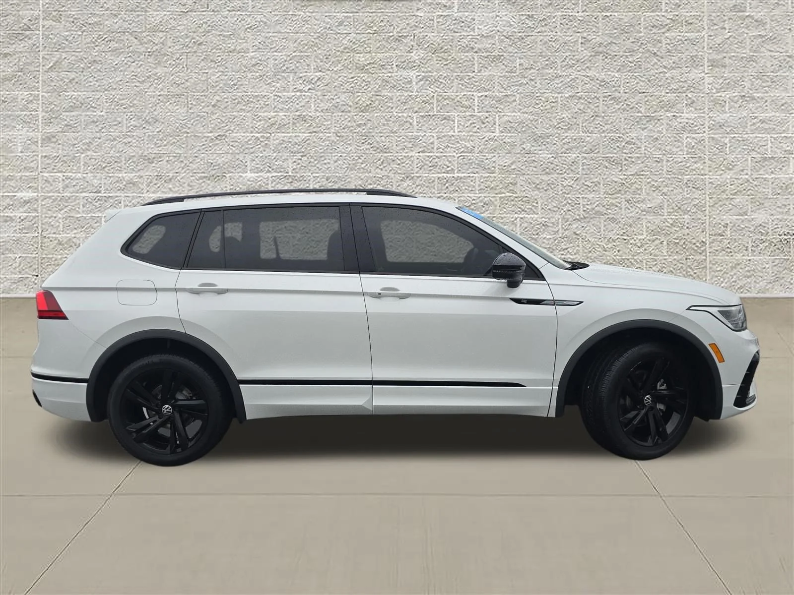Certified Used 2023 Opal White Volkswagen SE R-Line Black image 8