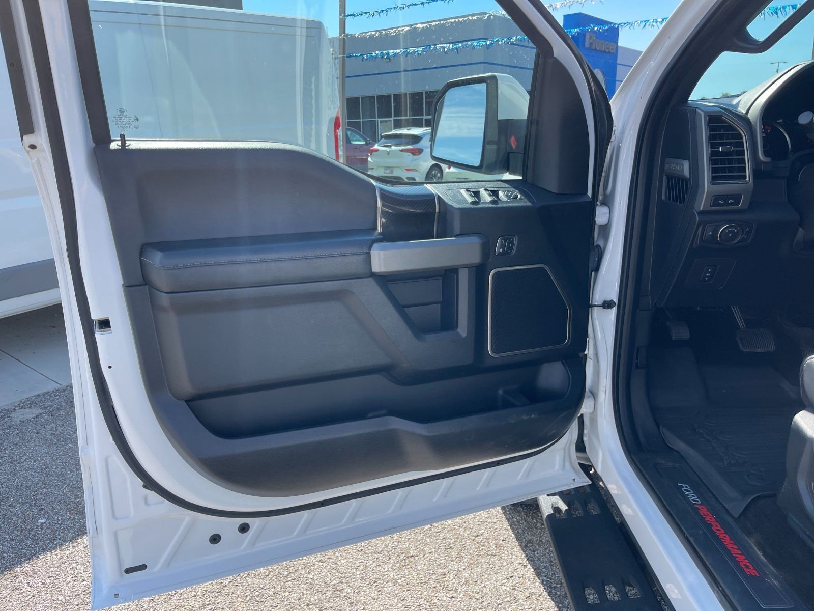 Used 2018 White Ford Raptor image 11