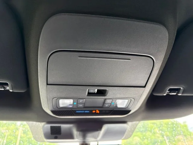 Used 2023 Silver Ford XLT image 46