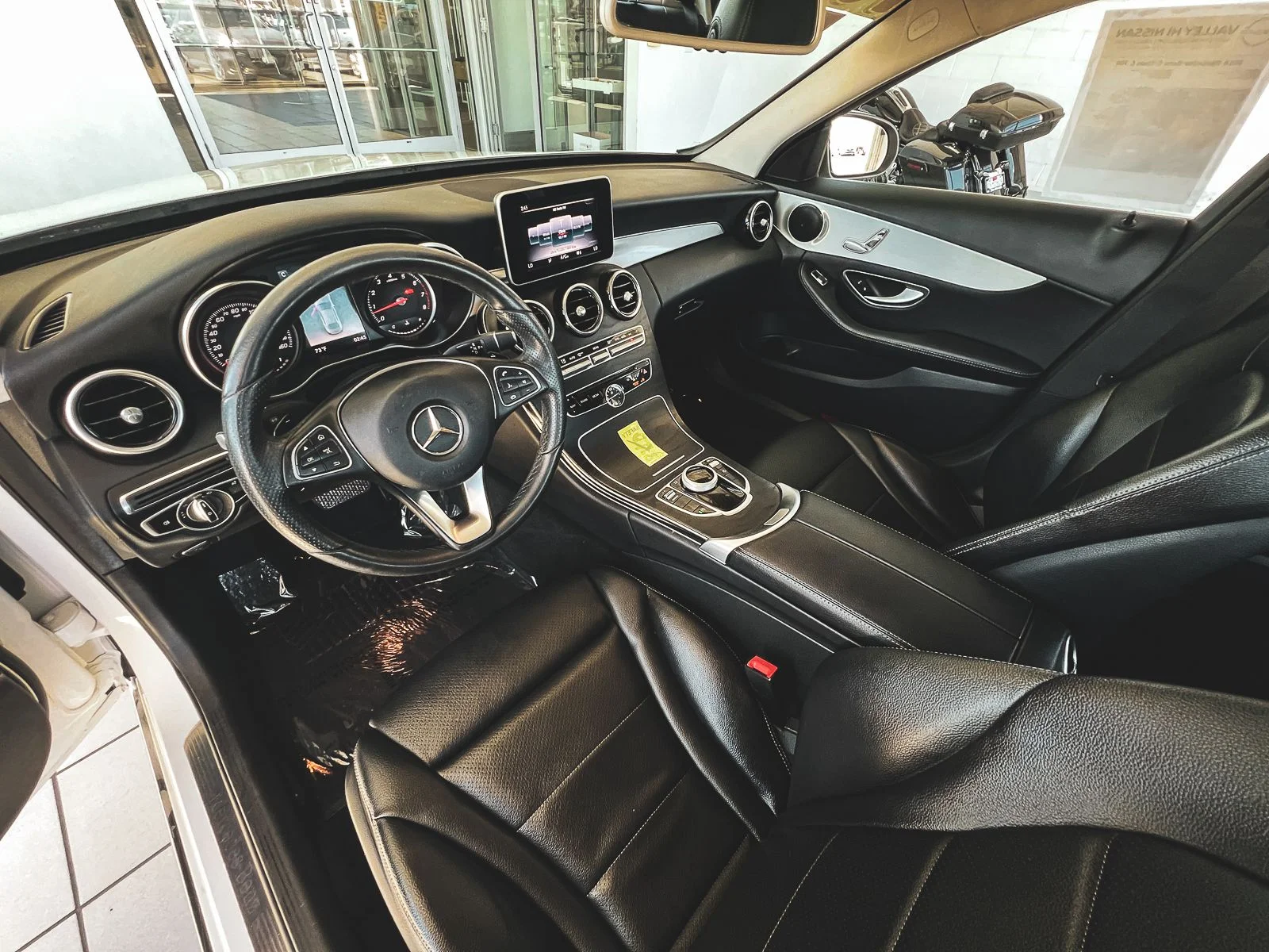 Used 2018 White Mercedes-Benz C 300 image 13