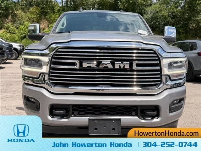 Used 2024 Silver Ram Laramie image 10