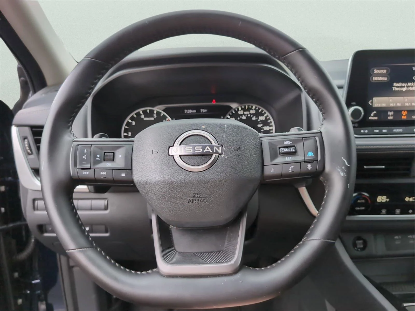 Used 2025 Deep Ocean Blue Pearl Nissan SV image 26
