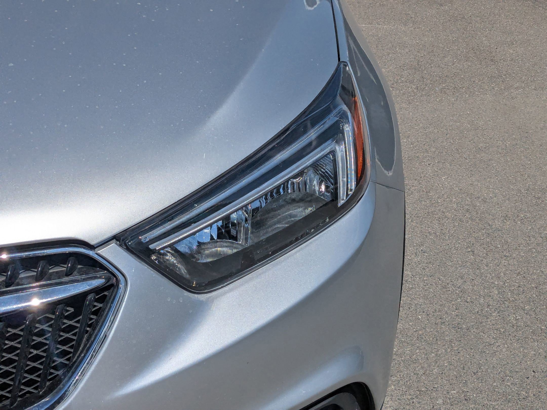 Used 2022 Quicksilver Metallic Buick Preferred image 12