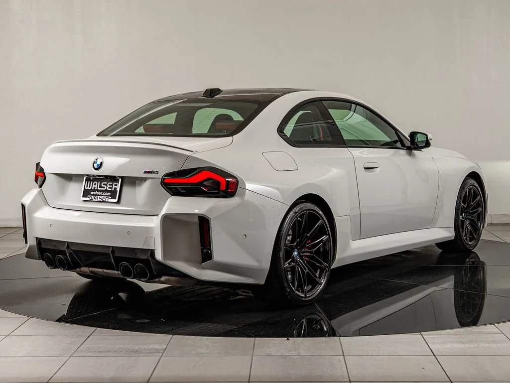 Used 2025 Alpine White BMW  image 5