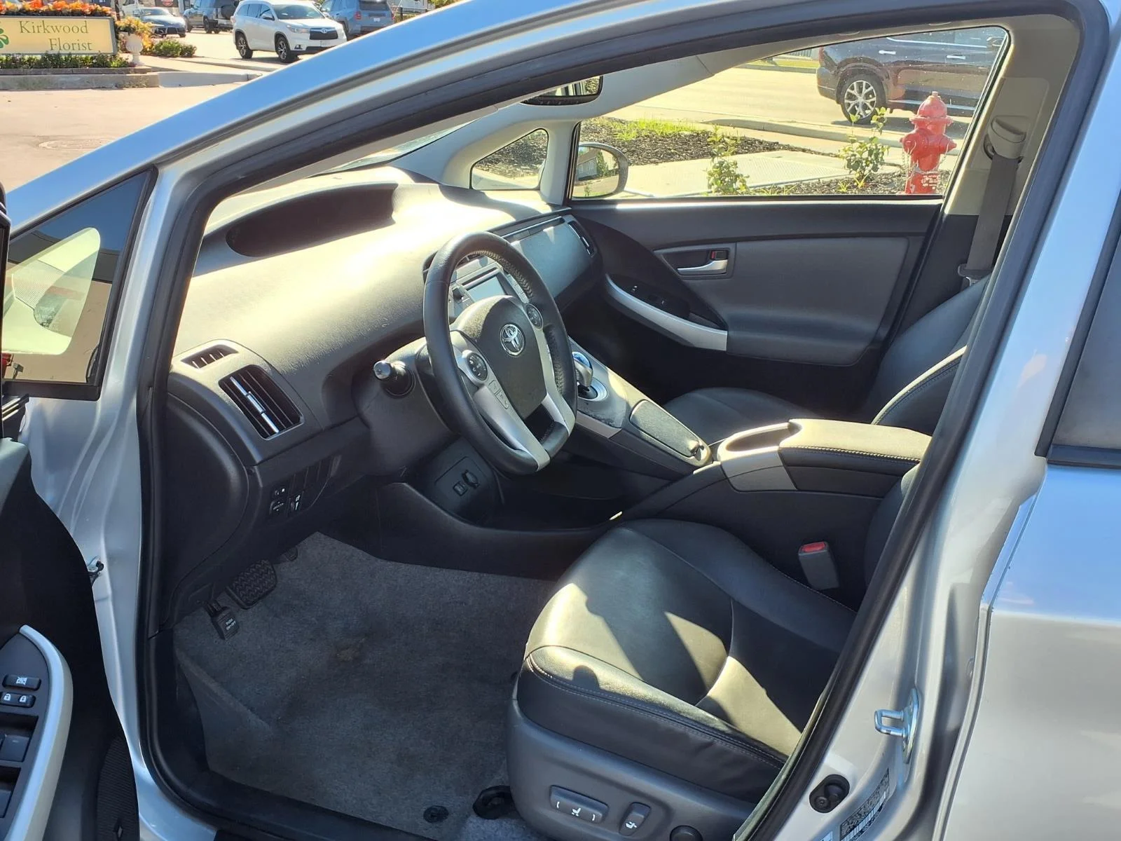 Used 2015 Classic Silver Metallic Toyota Four image 20