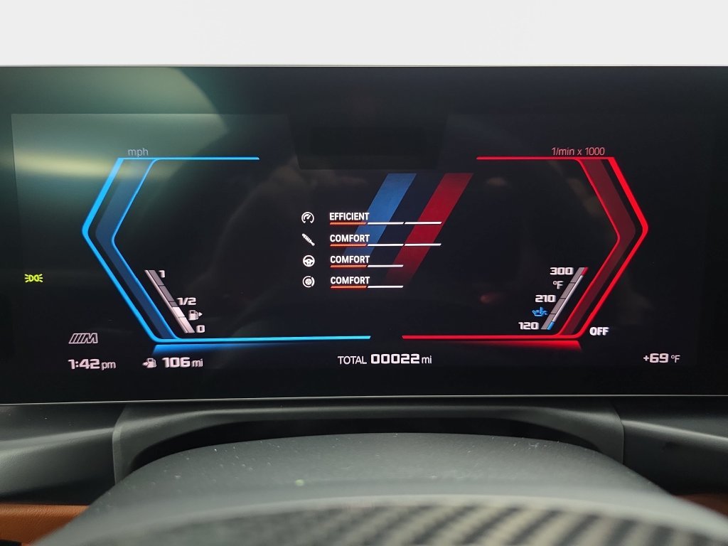 New 2027 Aventurin Red Metallic BMW Competition image 18