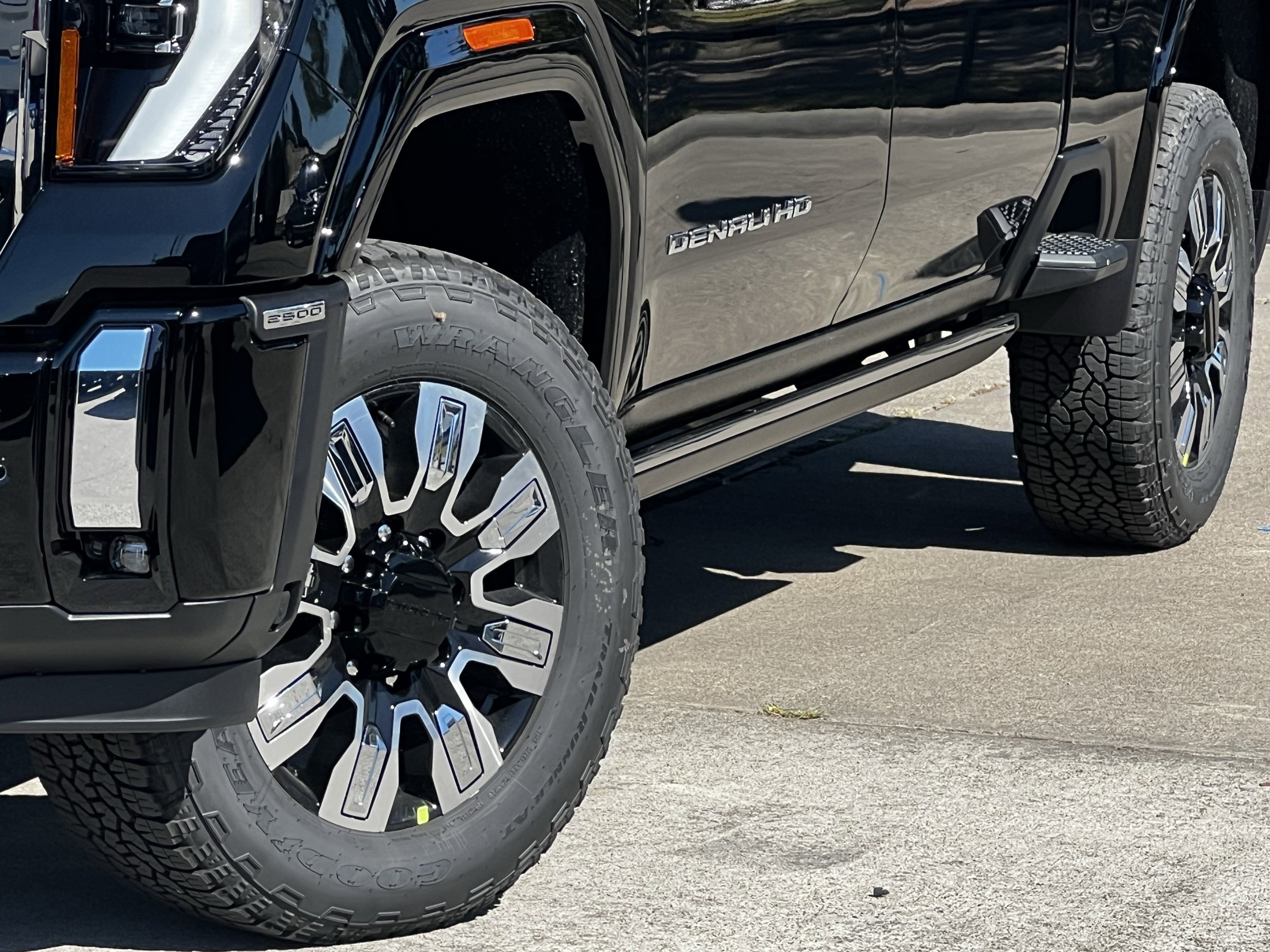 2026 GMC Sierra 2500HD Denali - Photo 7