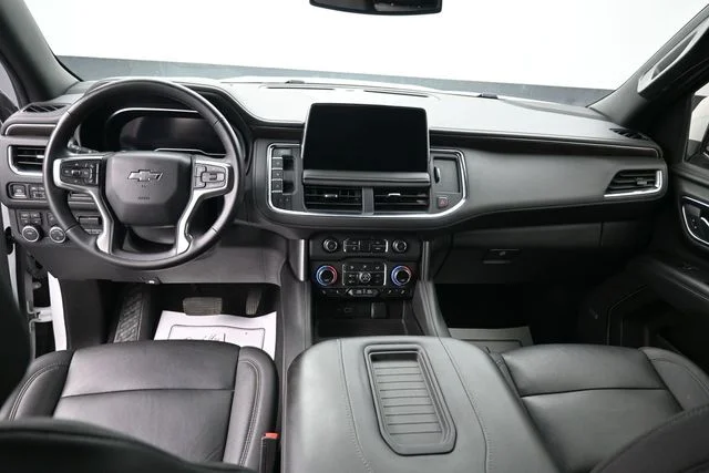 Used 2023 White Chevrolet Z71 image 31