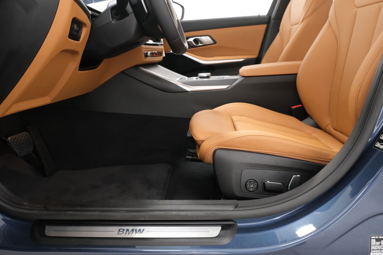 New 2026 Arctic Race Blue Metallic BMW 330i xDrive image 30